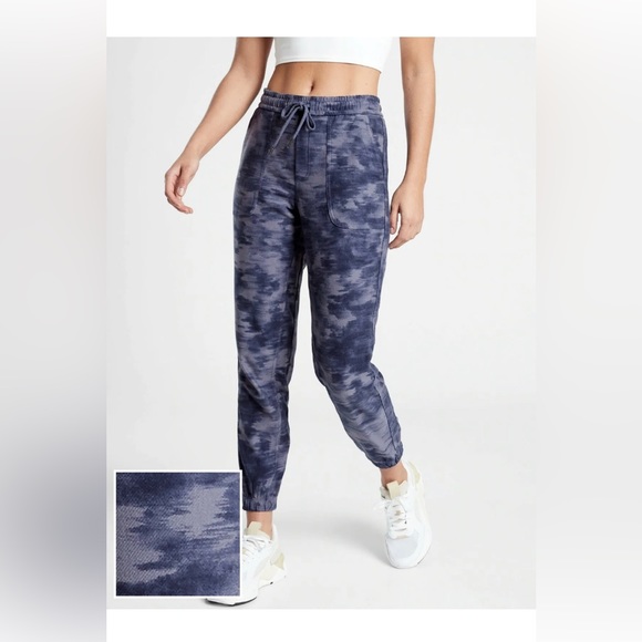 Athleta Farallon Printed Jogger Pants - Picture 1 of 7